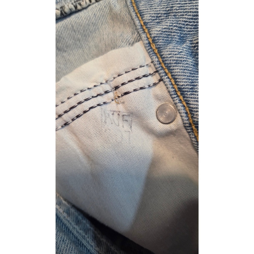 Vintage Cabela's Jeans 33x30 Light Wash Denim Relaxed Straight Leg Made In USA - Picture 6 of 10